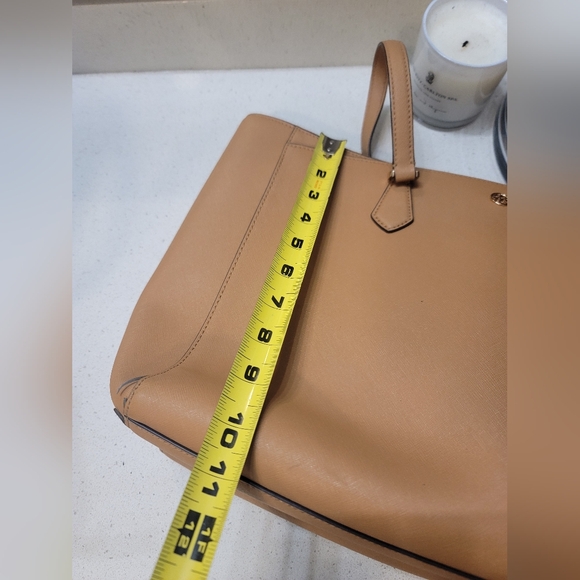 Tory Burch Robinson Bag - Picture 12 of 12